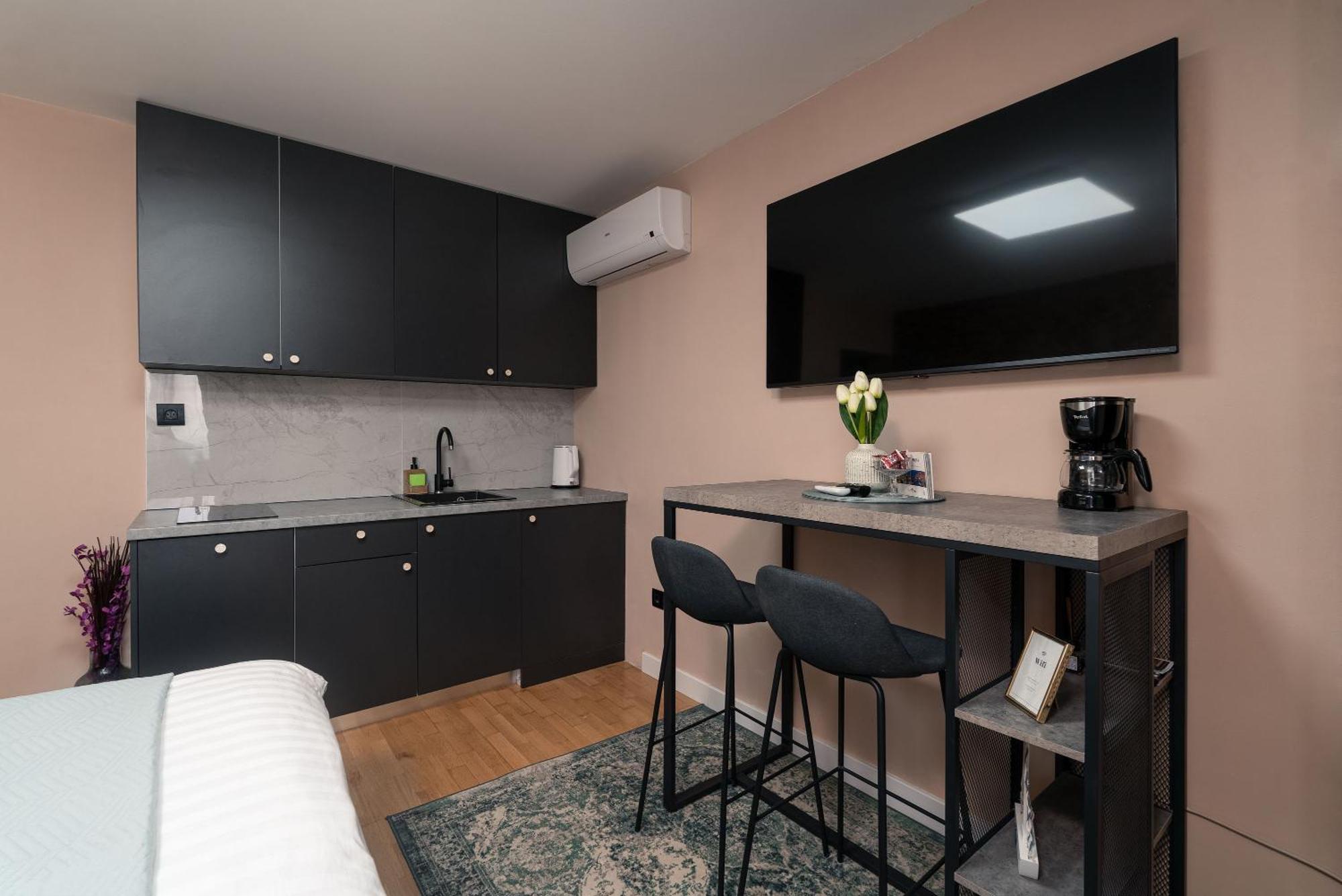 Sapphire Studio Apartment With Free Private Parking Dubrownik Zewnętrze zdjęcie