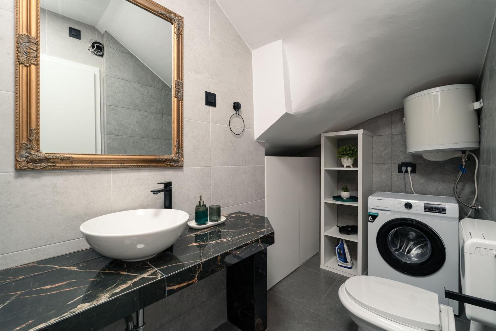 Sapphire Studio Apartment With Free Private Parking Dubrownik Zewnętrze zdjęcie